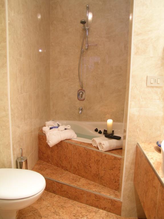 Classic Triple Room,1209338656:JPEG